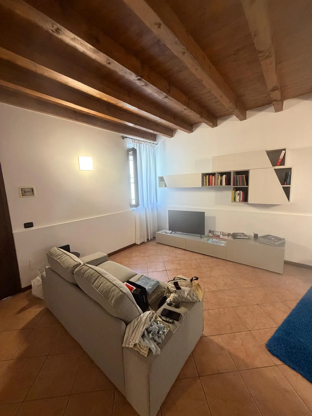 Appartamento in Via Grioli, Mantova